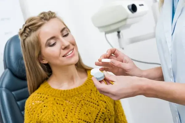 Importance of scheduling a contact lens fitting